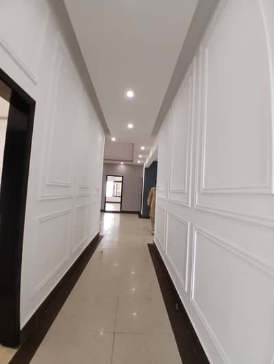 DEFENCE 300 YARDS BUNGALOW FOR RENT