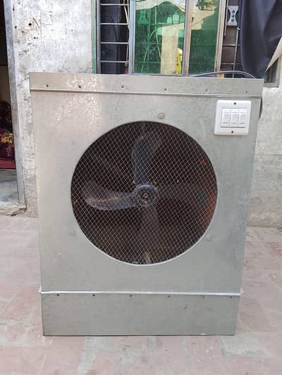 Air conditioner coller urgent sale