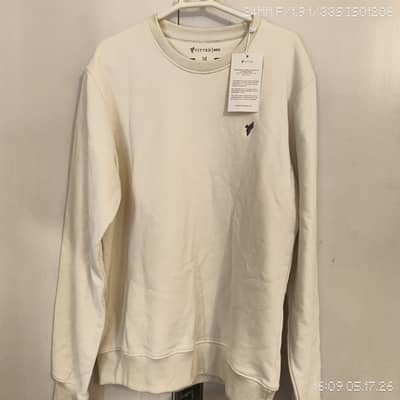 Sweatshirt White Medium Size from the brand Fitted