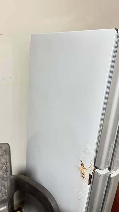 urgent sale freezer in good condition