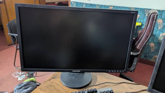 Samsung 24 Inch LCD