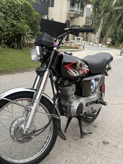 Honda 125CG model 23 : All documents Cleared  : condition 10/10