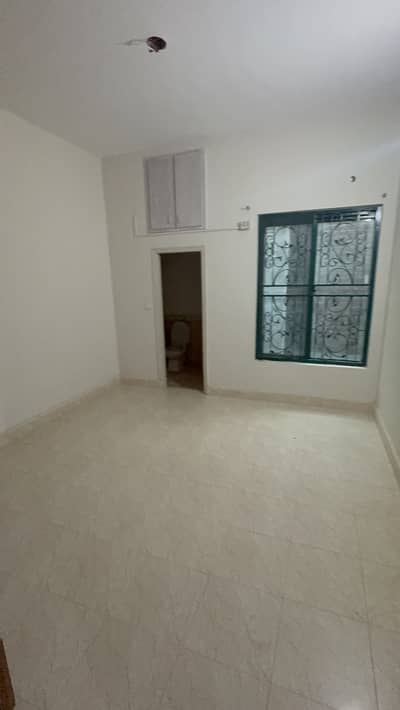 10 Marla Independent House For Rent Near Emporium Mall