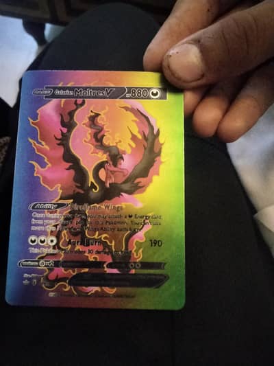 Moltres Pokemon card
