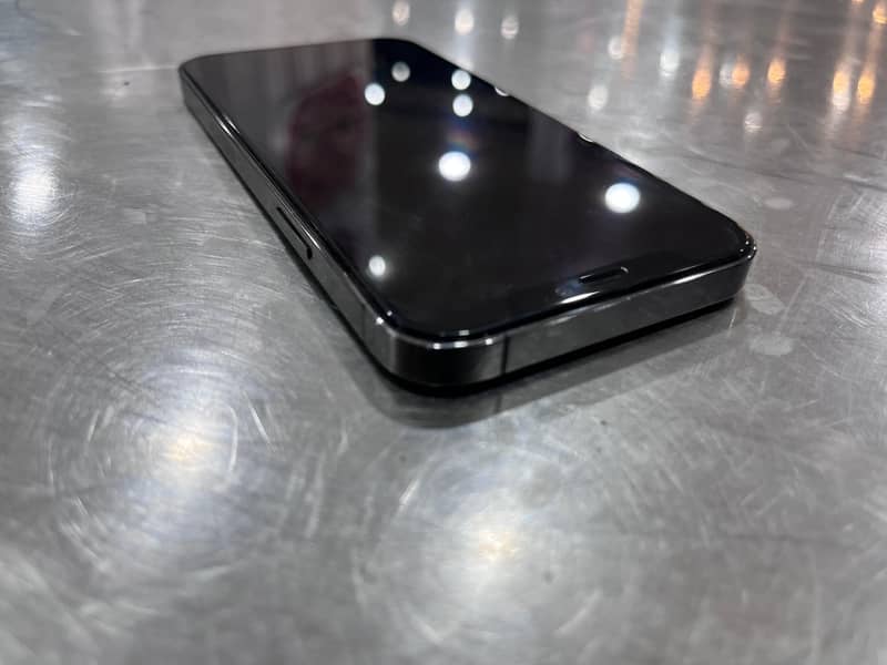 iPhone 12 pro 7
