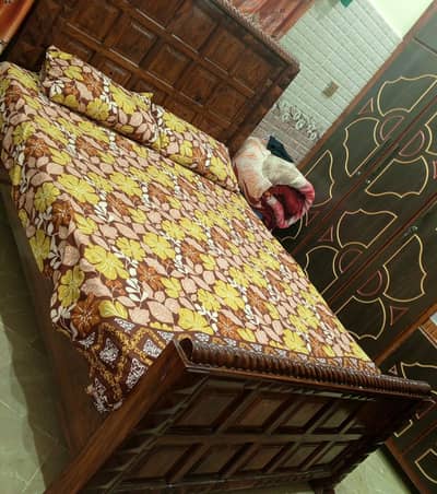 BED Strong Wood Material