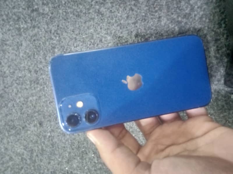 iPhone 12mini 0