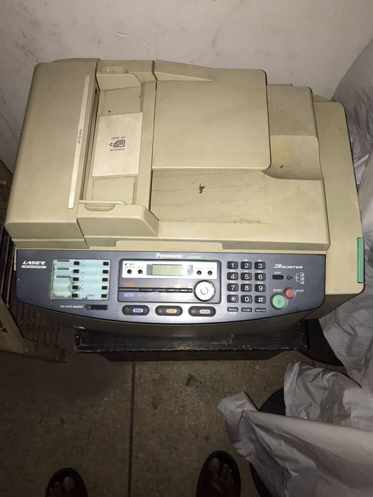 Panasonic KX-FLB883RU laser multifunction photocopier . 0