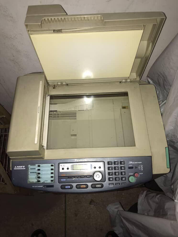 Panasonic KX-FLB883RU laser multifunction photocopier . 2
