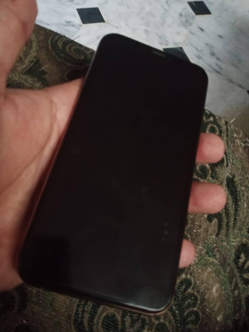 Iphone Xs 2