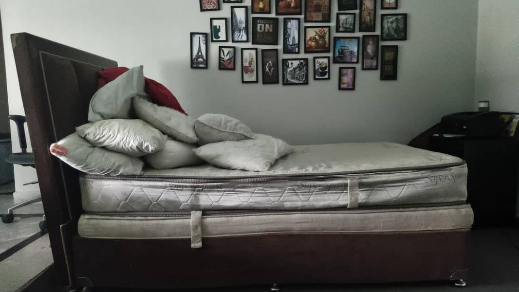single bed 0