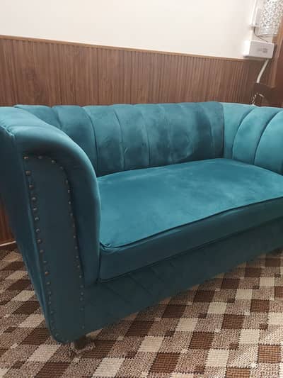 Excellent condition aesthetic look 2 seater sofa