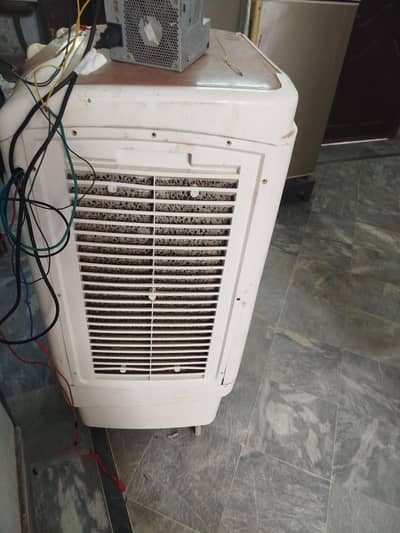 Unied 12v cooler 10 by 10 perfect working