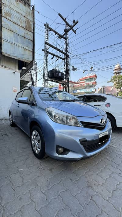 Toyota vitz 2013/2017