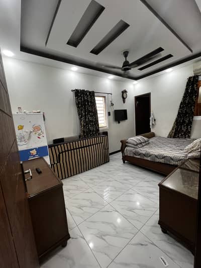 Slightly Used New 1st Floor Corner Portion For Sale In Block J North Nazimabad Planning 2 Bed Rooms Drawing Lounge 120 Yards 2 Bath Gallery .
