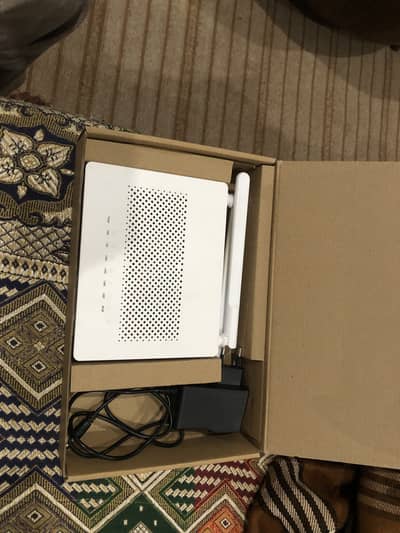 Brand New  Fiber HG854M X/Gpon Perfect for High-Speed Home Internet