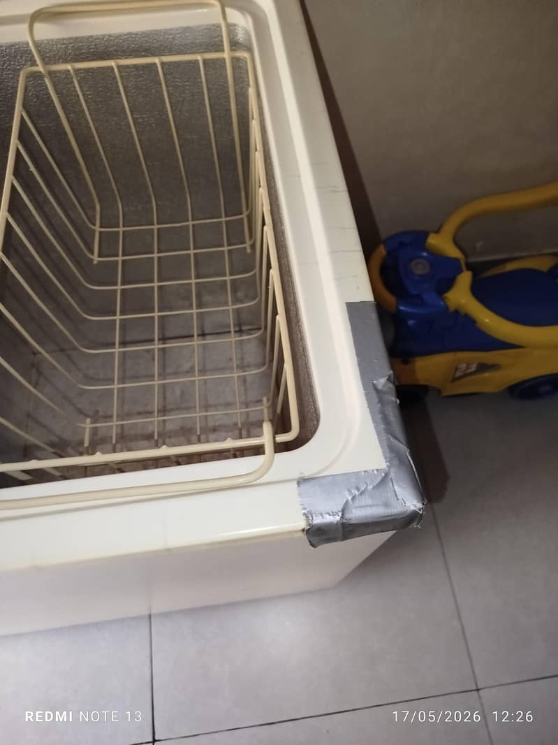 Deep freezer waves 1