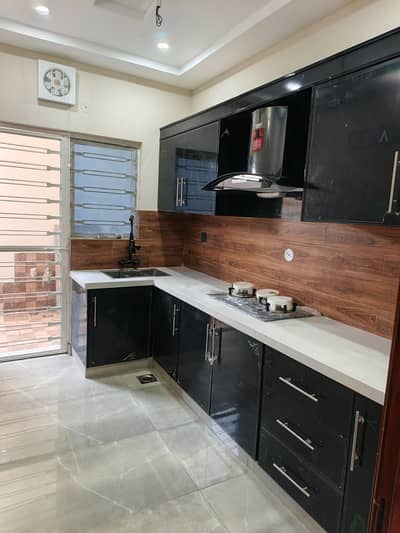 6 marla house for rent