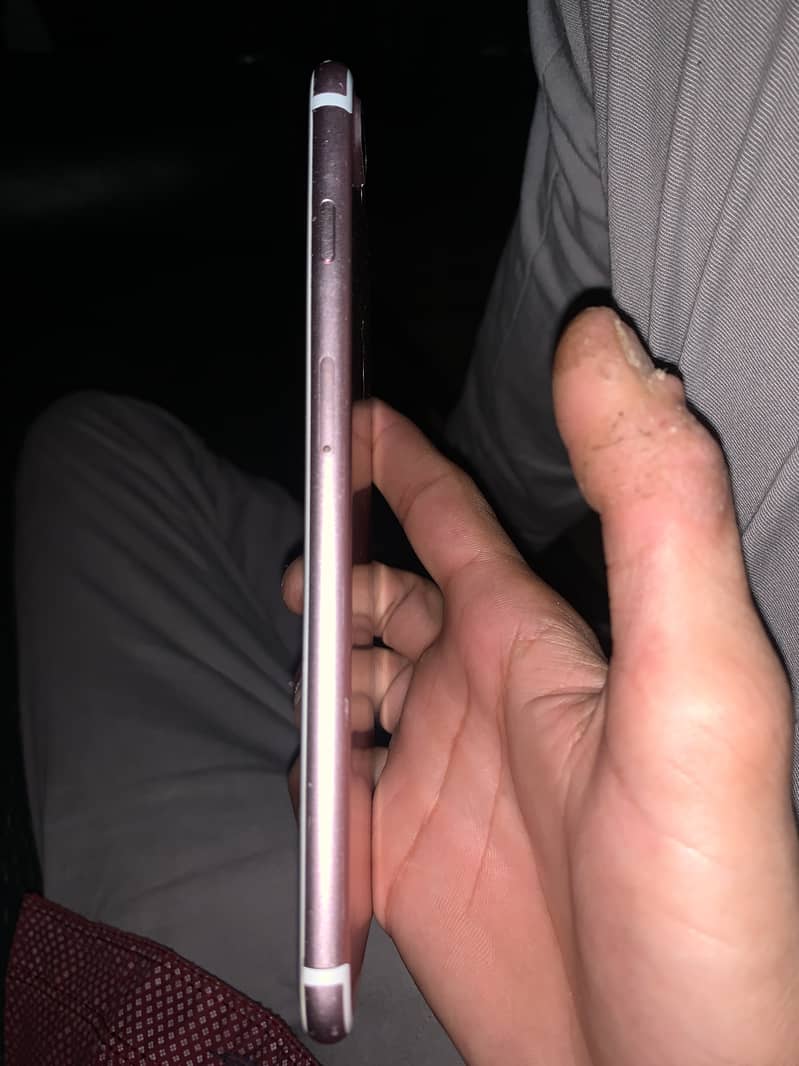 Apple iPhone 7 Plus urgent sale 2