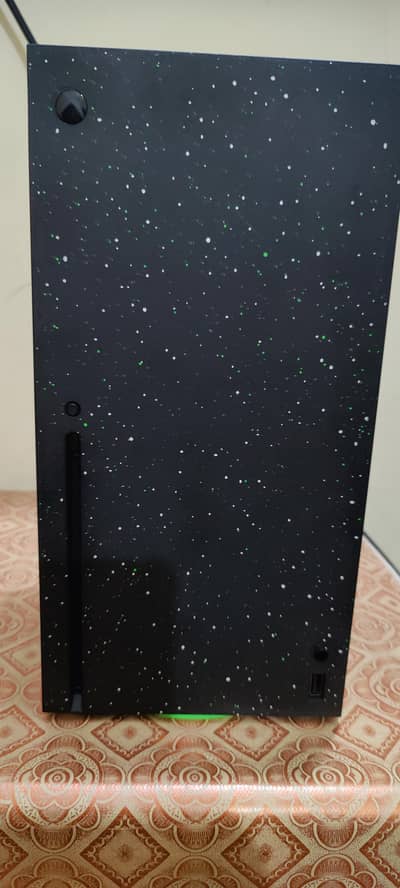 Xbox Series X 2Tb 30 Games Installed Galaxy Edition Only 1 Month Use