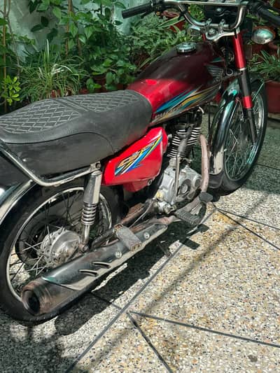 Honda 125 17 model 18 ship