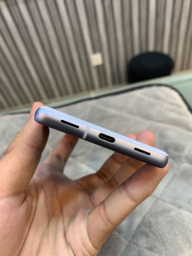 Google pixel 7a 2