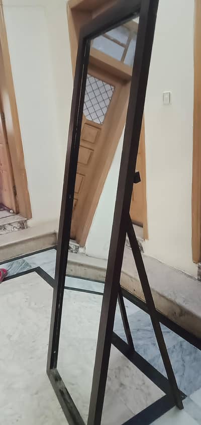 Whole body mirror, genuine wood excellent condition