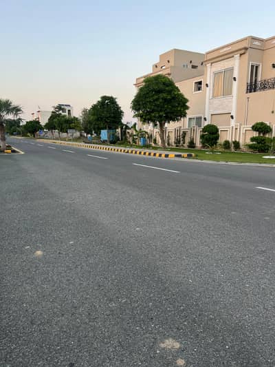 AWT 1 KANAL D BLOCK CORNER 60 FIT ROAD