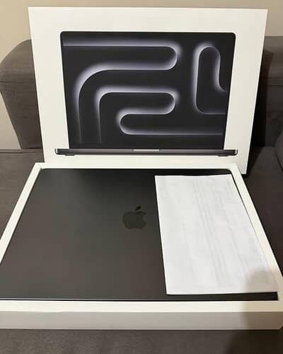 apple Mac pro m4 with box 512gb full warranty