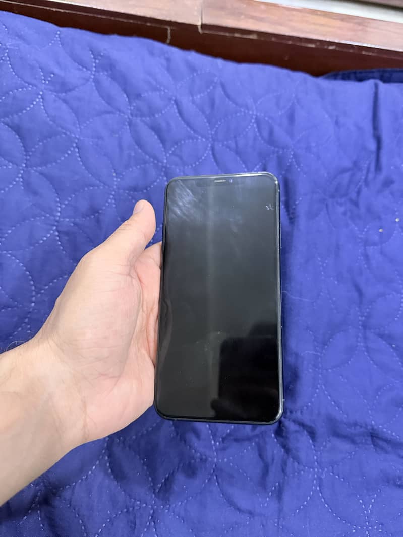 Iphone 11 pro max 3