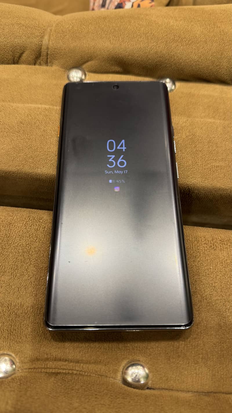 Tecno Camon 40 Pro 4
