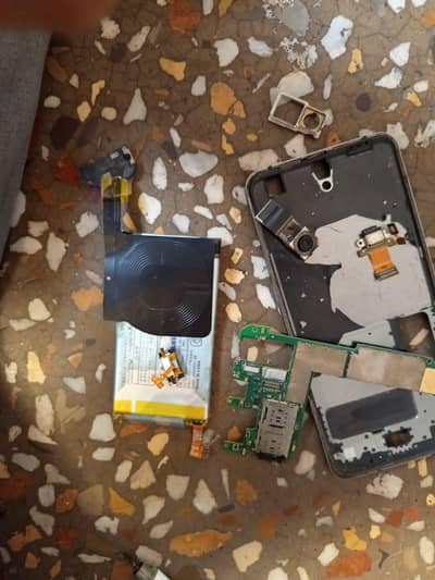 sharp Aquos r3 parts