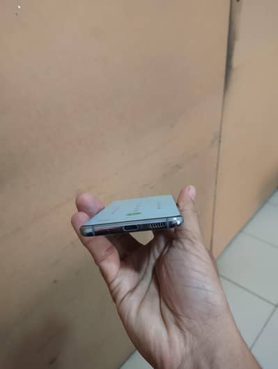 SAMSUNG S20