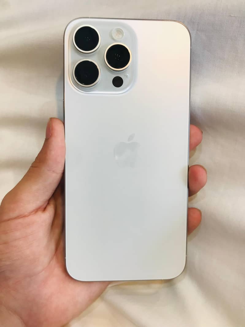 iphone 15 pro max 0