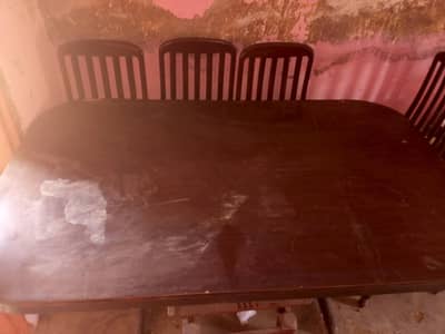 6 SEAT DINNING TABLE