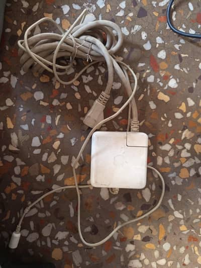apple MacBook charger