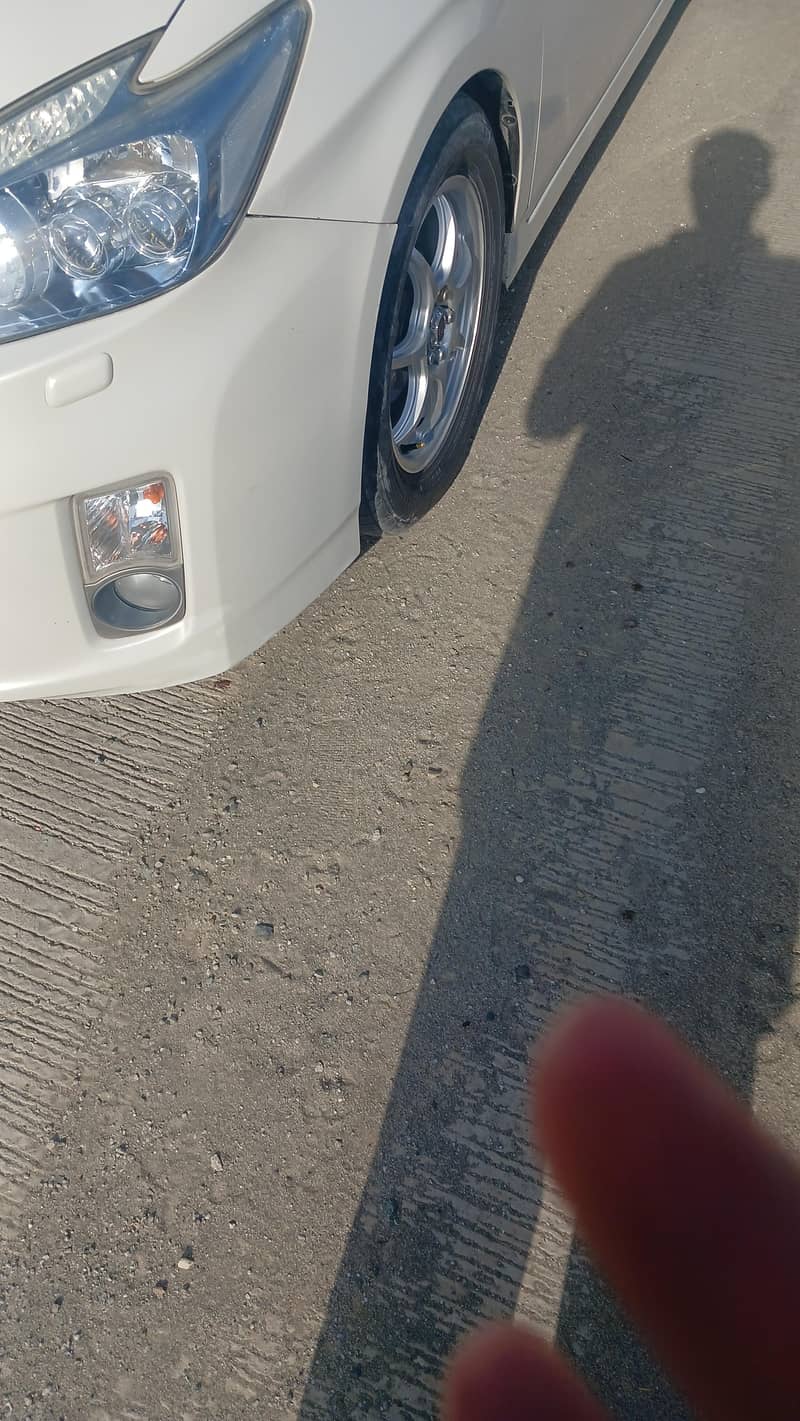 prius 4