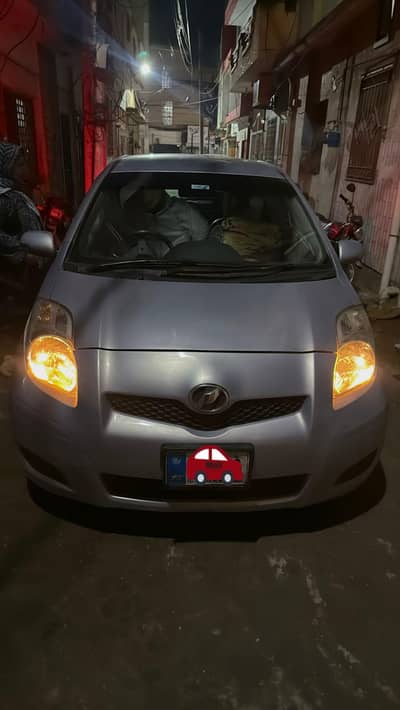 TOYOTA VITZ 2010/13