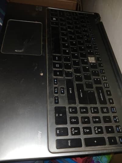 Damaged screen laptop for sale
