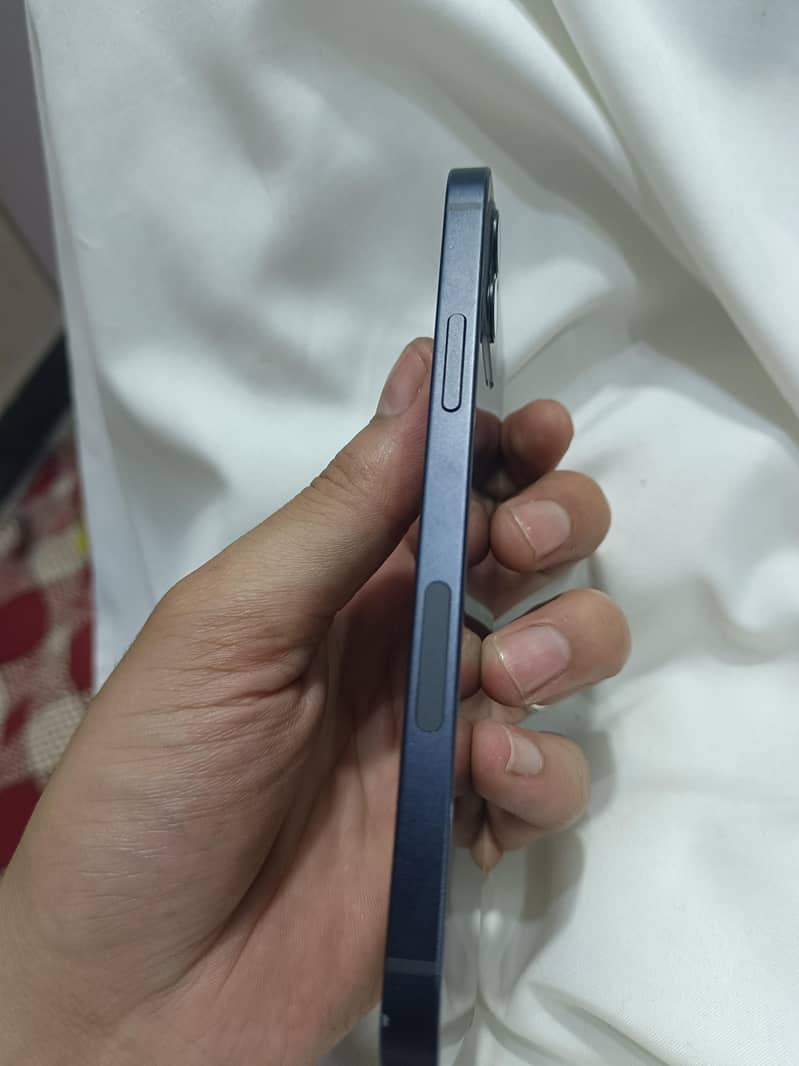 iphone 12 Sim working 3