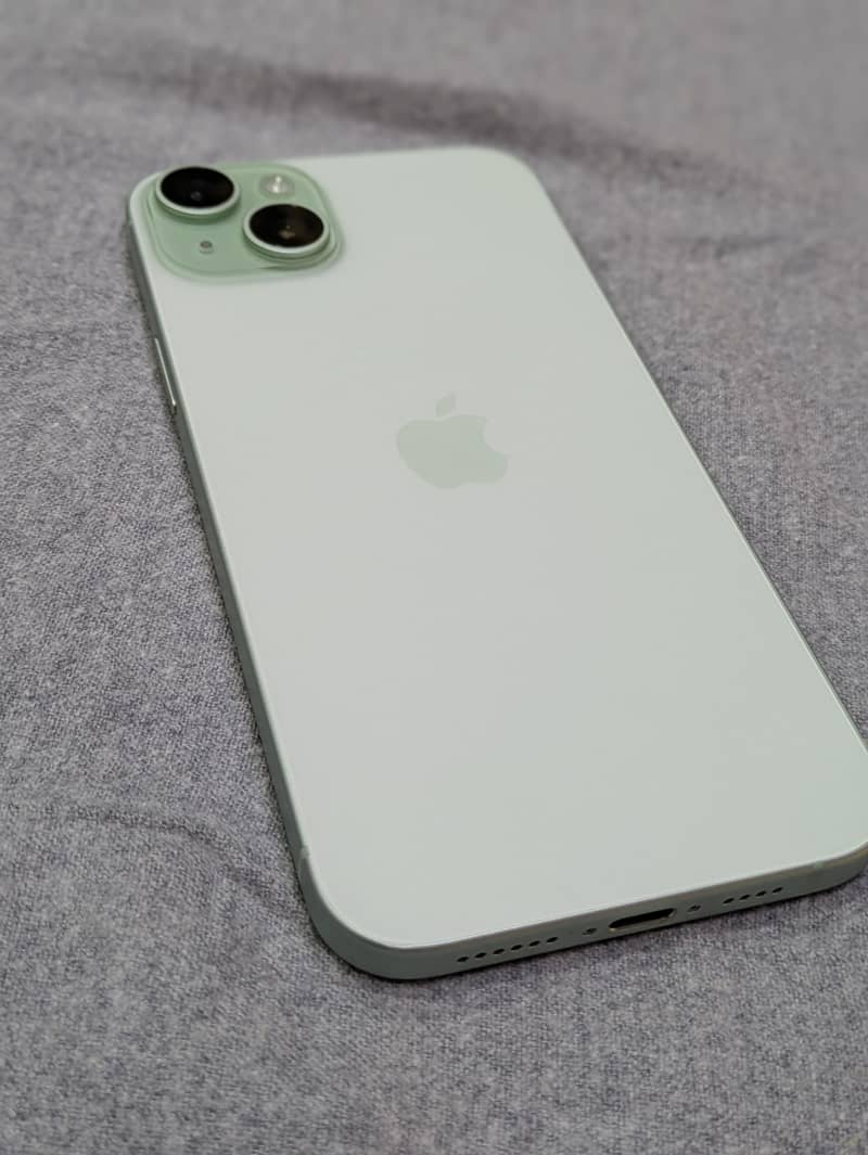 Iphone 15 PLUS non 7