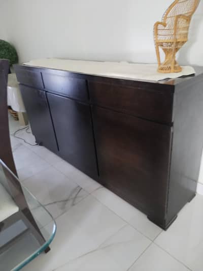 consultable for sale