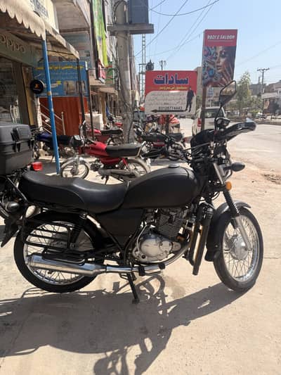 Suzuki GS 150