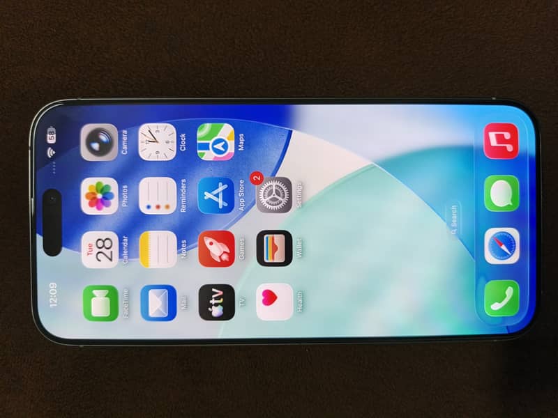 iPhone 15 Pro Max 4