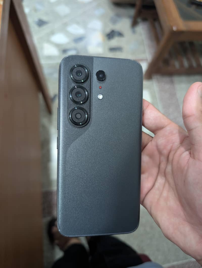 Tecno Camon 50 pro 0