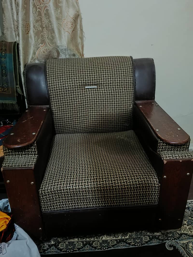5 sitter sofa set used 2