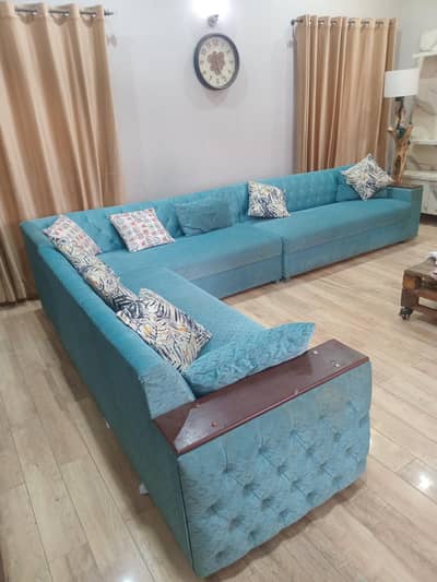 9 seater L shaped sofa with cushions