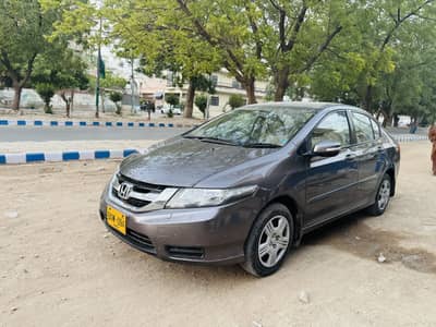 Honda City ivtec 2019 only 38000kms driven