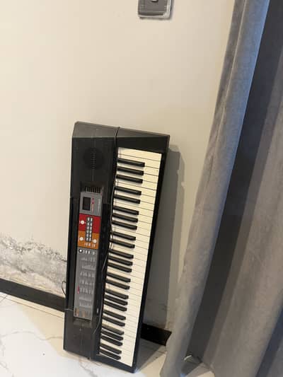 Original YAMAHA piano for sale