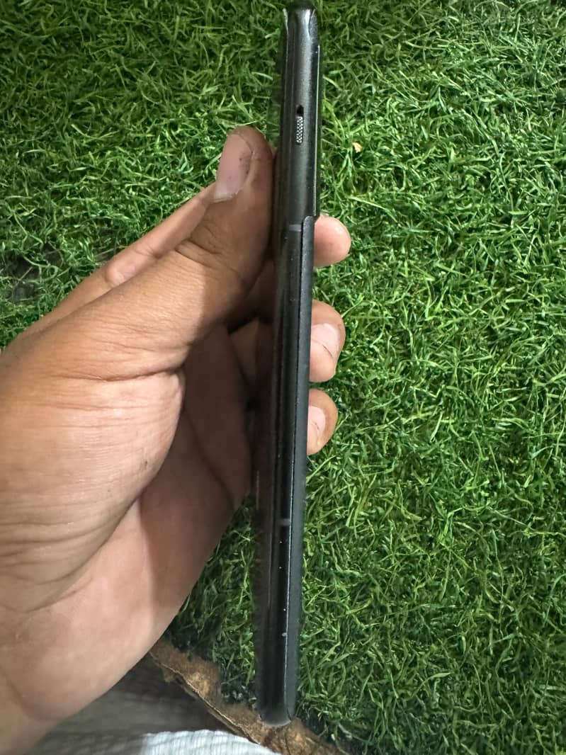 OnePlus 10 pro 2